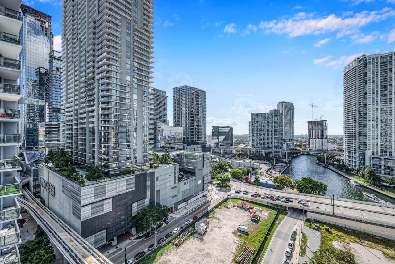 Iconic 2 Bedroom Loft Brickell-Stunning Views Miami Exterior photo