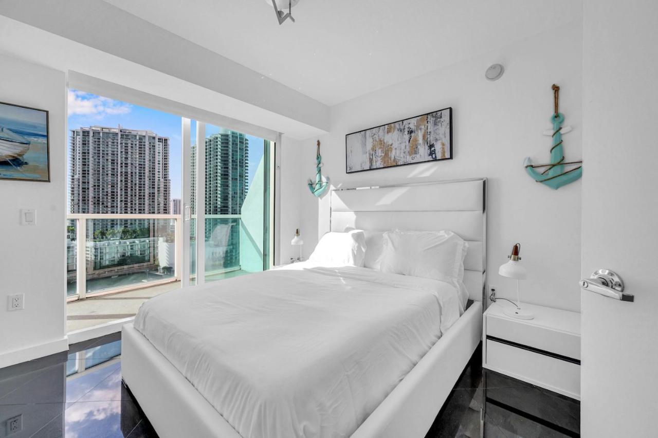 Iconic 2 Bedroom Loft Brickell-Stunning Views Miami Exterior photo